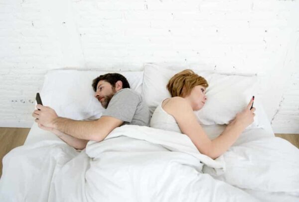 wife avoiding talking to husband